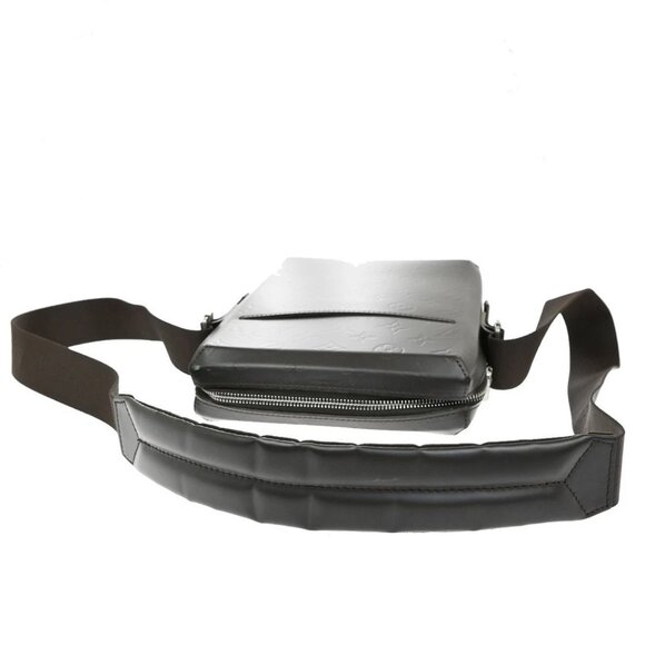 LOUIS VUITTON Bobby Shoulder Bag Monogram Glace Leather Brown - Picture 6 of 16